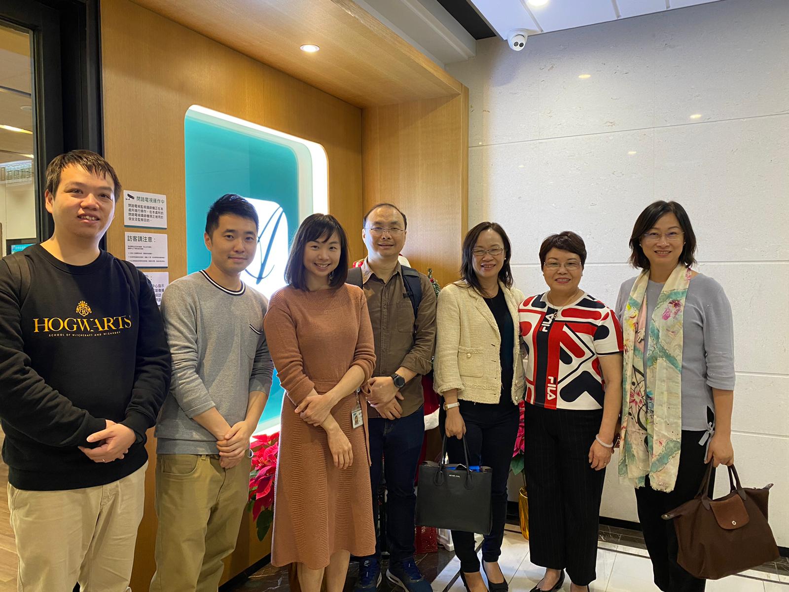 頤和園及康樂園護老中心到訪:交流院舍科技應用 封面圖片